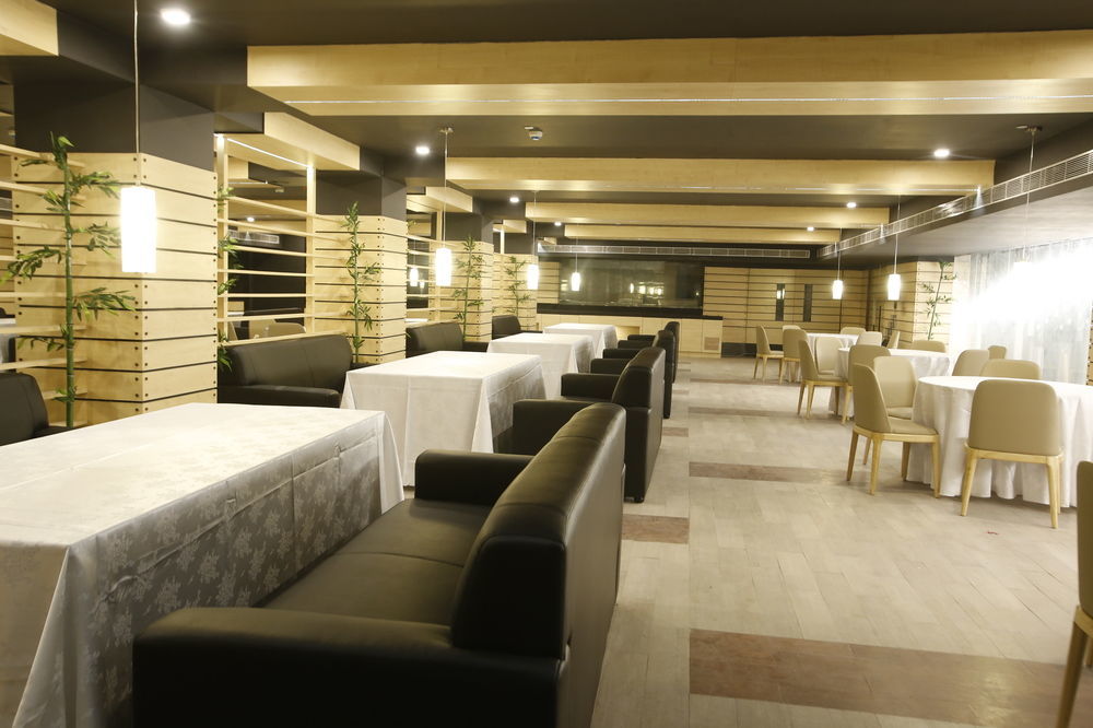 Hotel Patliputra Continental Patna  Kültér fotó