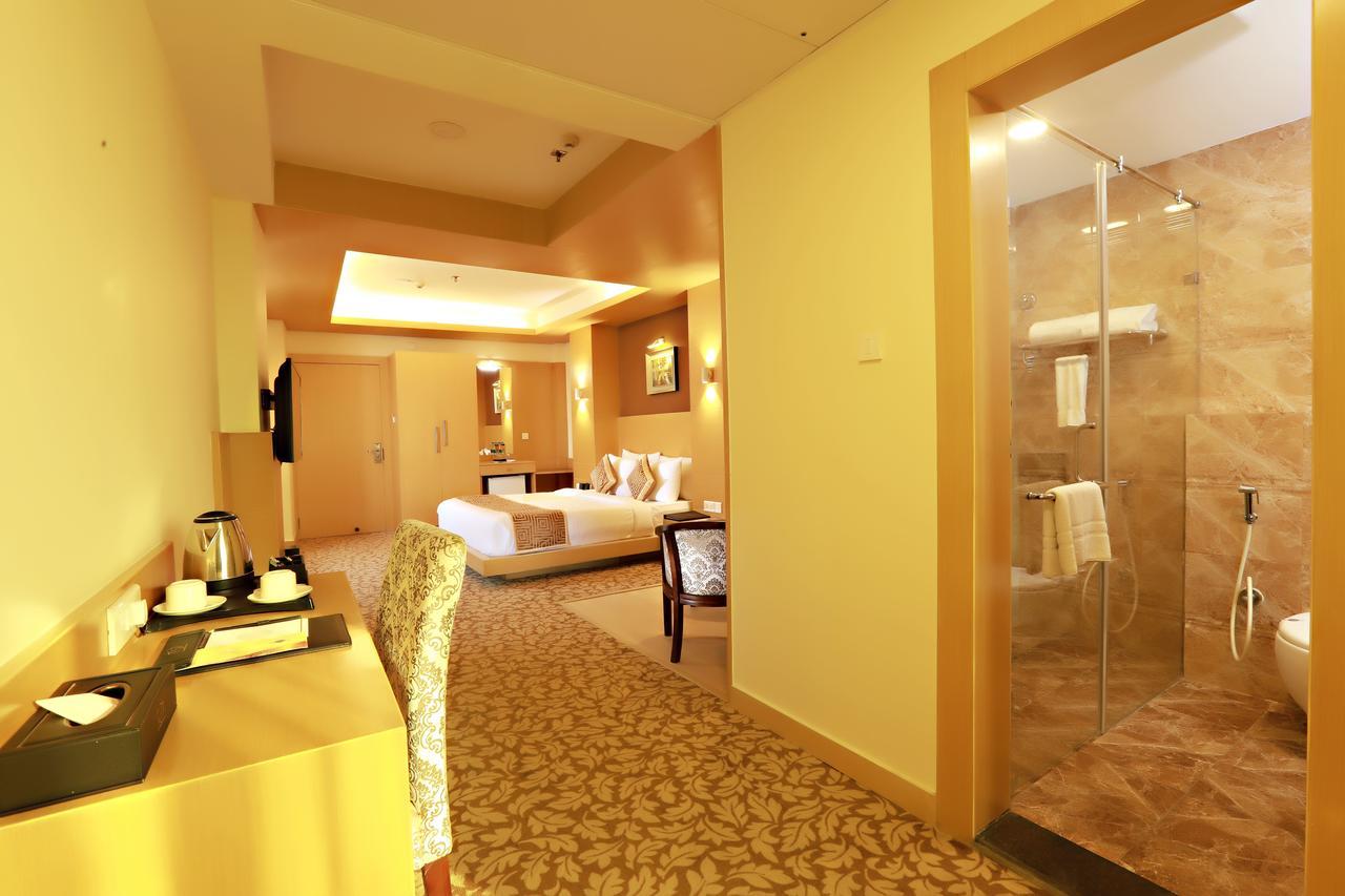 Hotel Patliputra Continental Patna  Kültér fotó