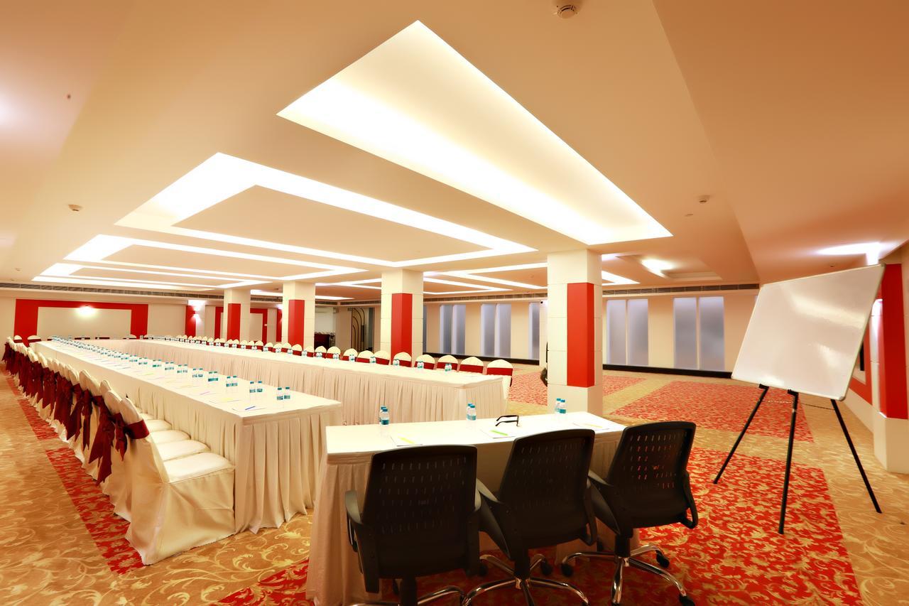 Hotel Patliputra Continental Patna  Kültér fotó