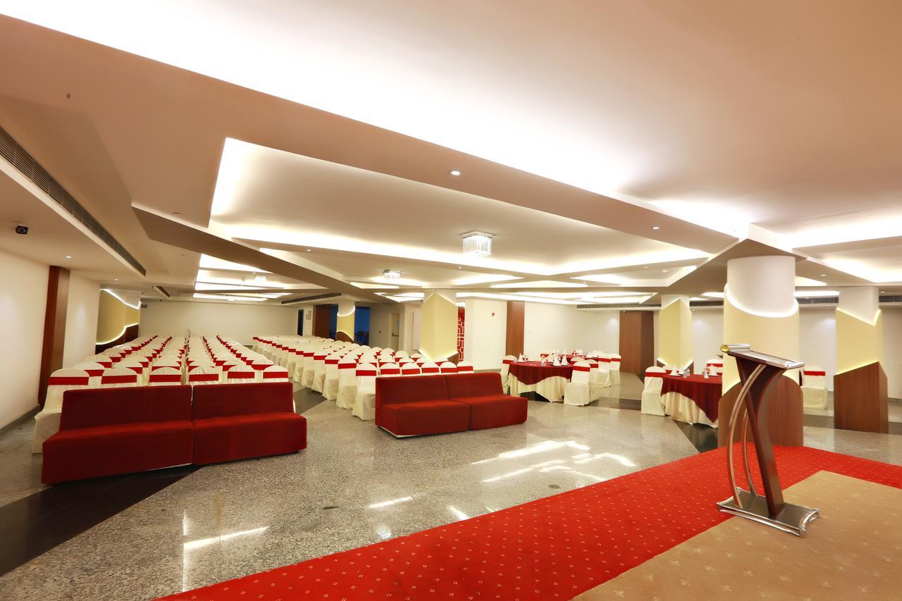 Hotel Patliputra Continental Patna  Kültér fotó