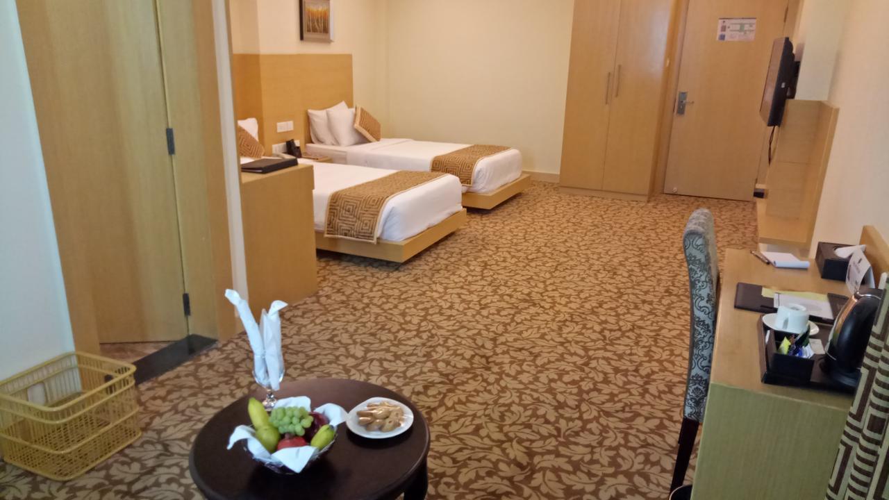 Hotel Patliputra Continental Patna  Kültér fotó