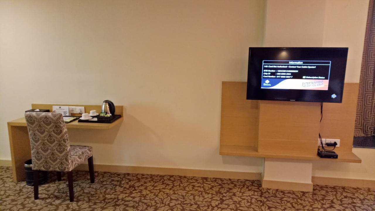 Hotel Patliputra Continental Patna  Kültér fotó