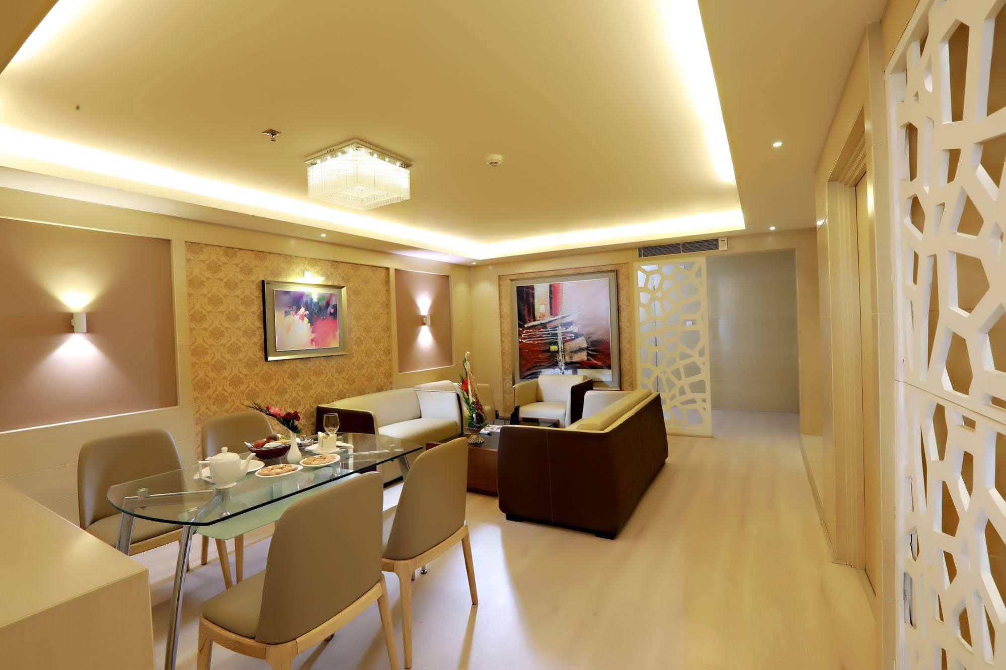 Hotel Patliputra Continental Patna  Kültér fotó