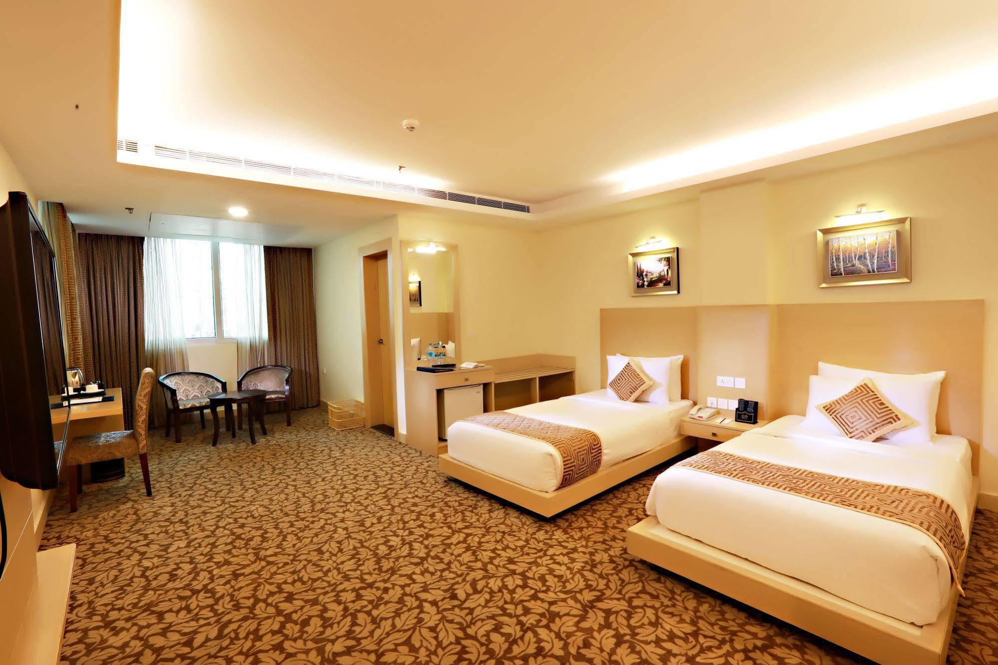 Hotel Patliputra Continental Patna  Kültér fotó