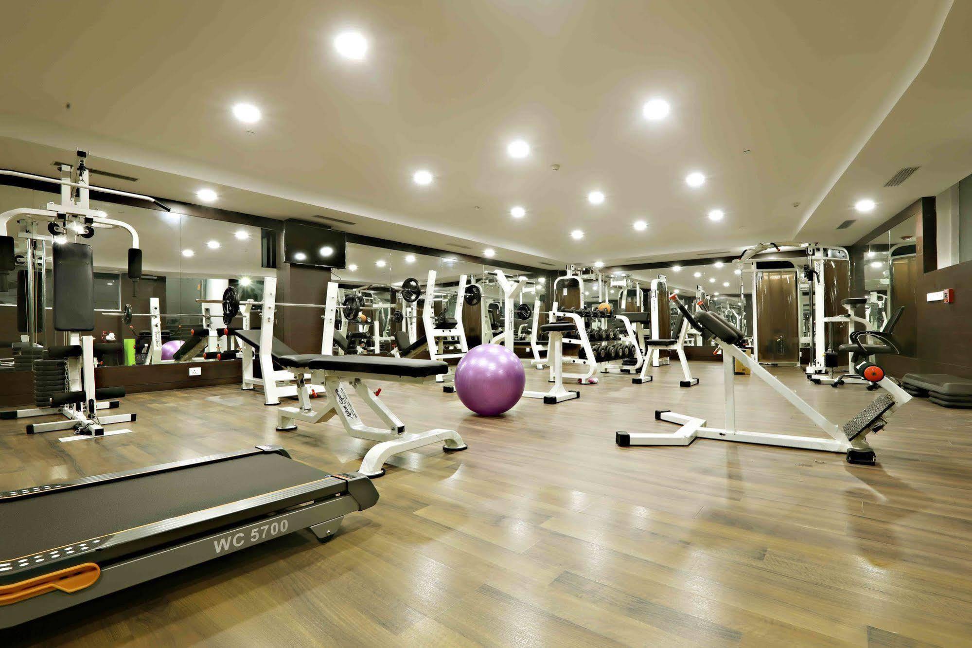 Hotel Patliputra Continental Patna  Kültér fotó